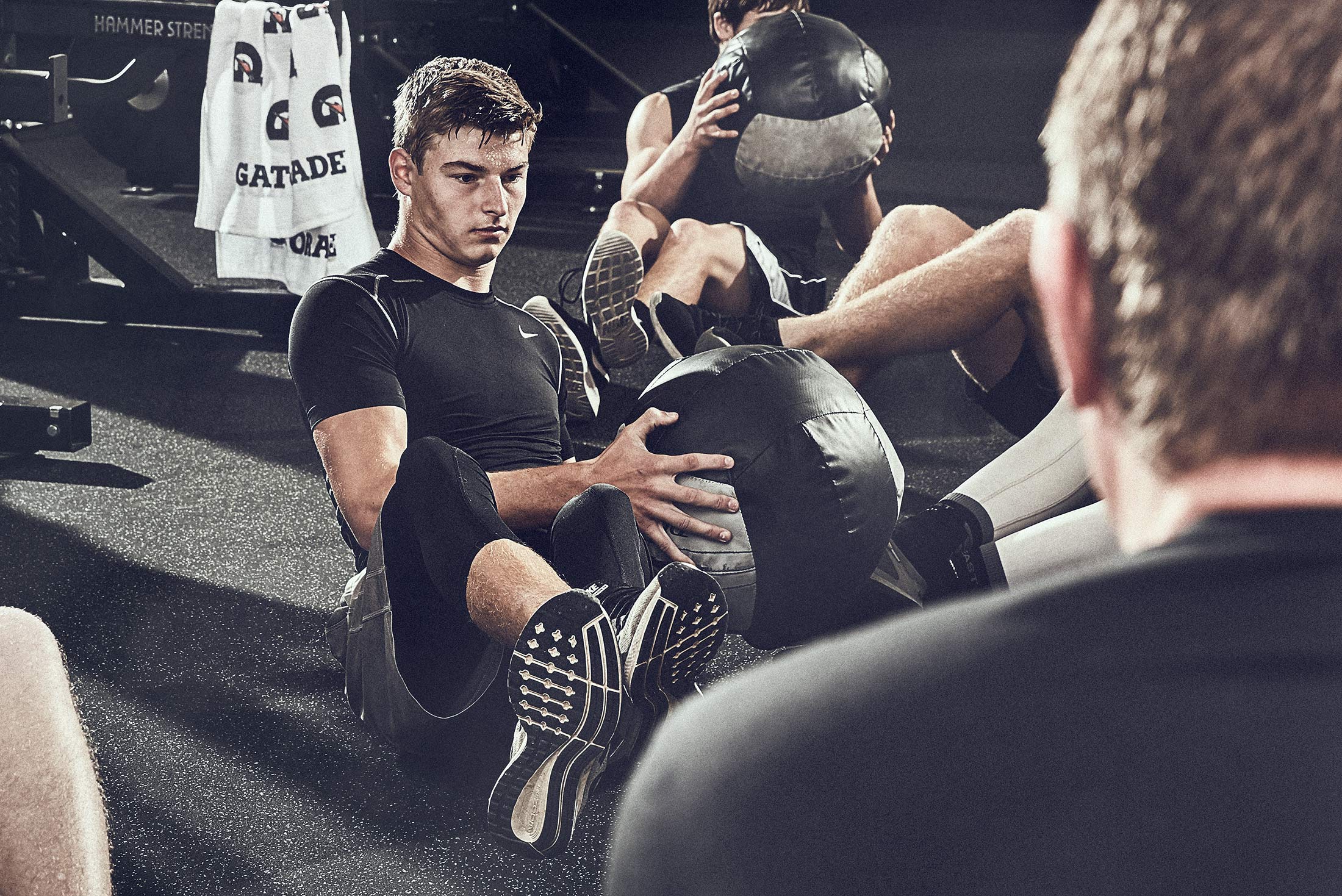Gatorade-Guys-Medicine-Ball-0513
